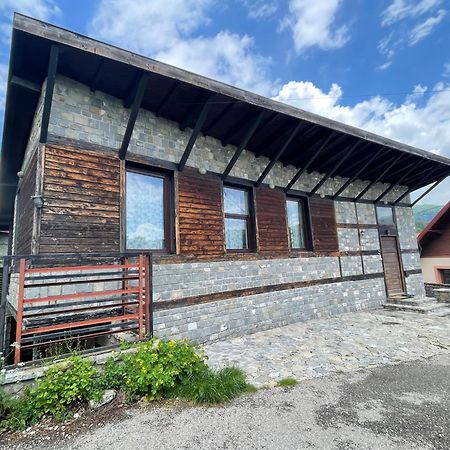 Casuta De Piatra Buşteni Exterior foto