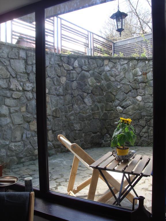Casuta De Piatra Buşteni Exterior foto